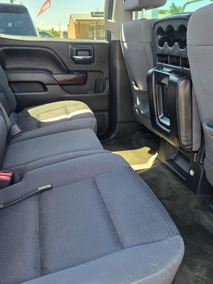 GMC Sierra 1500 4WD Crew Cab 143.5" SLE 2017