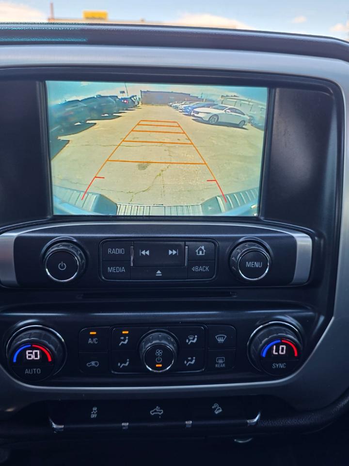 GMC Sierra 1500 4WD Crew Cab 143.5" SLE 2017