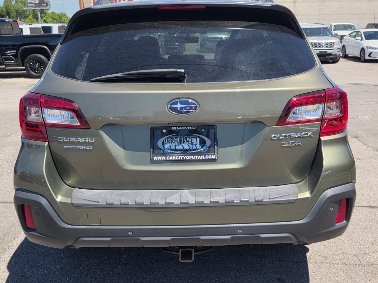 Subaru Outback 3.6R Touring 2019