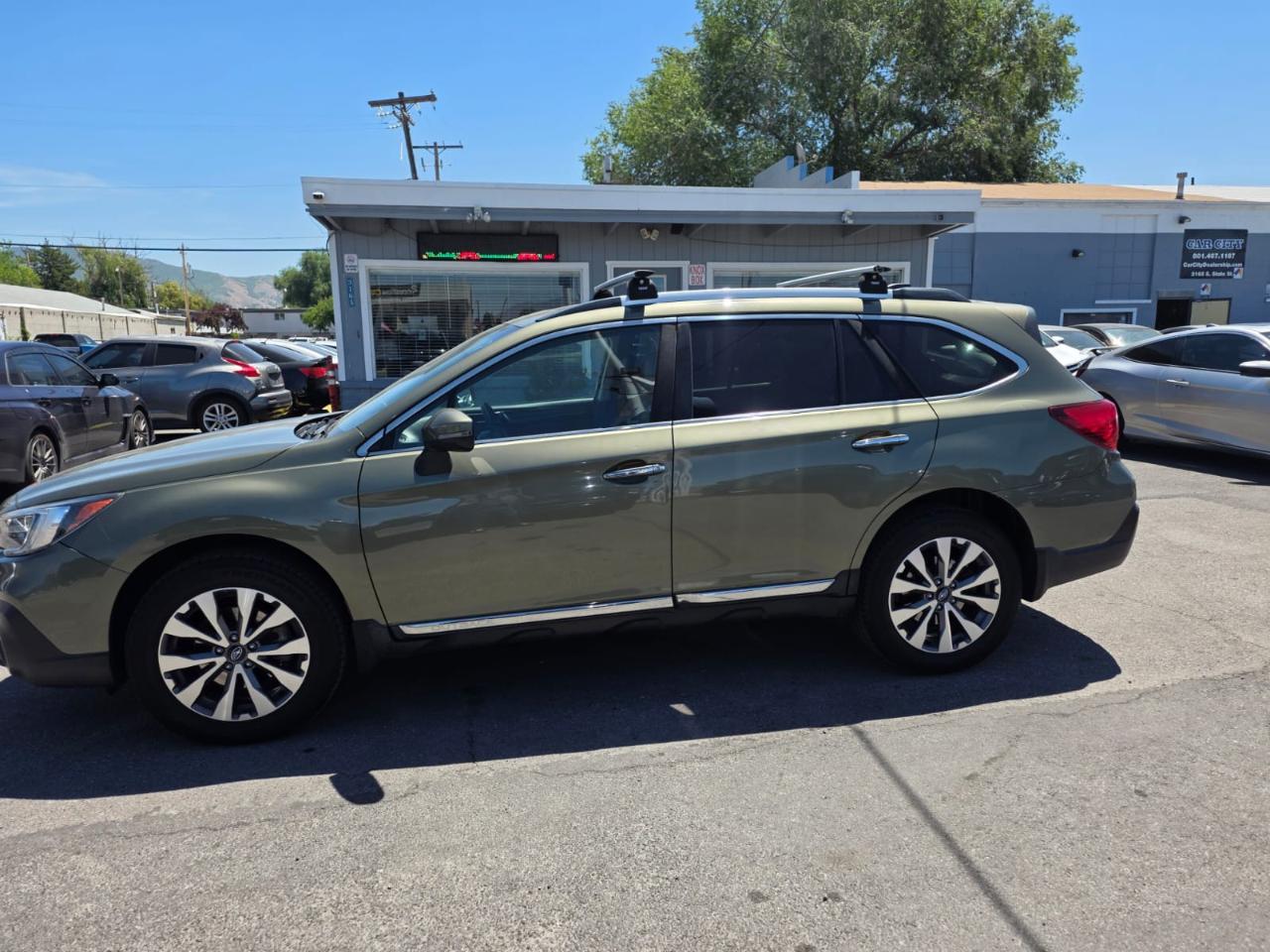 Subaru Outback 3.6R Touring 2019