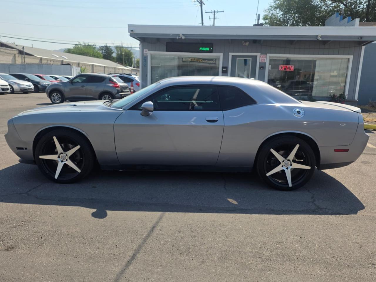 Dodge Challenger 2dr Cpe SXT 2014
