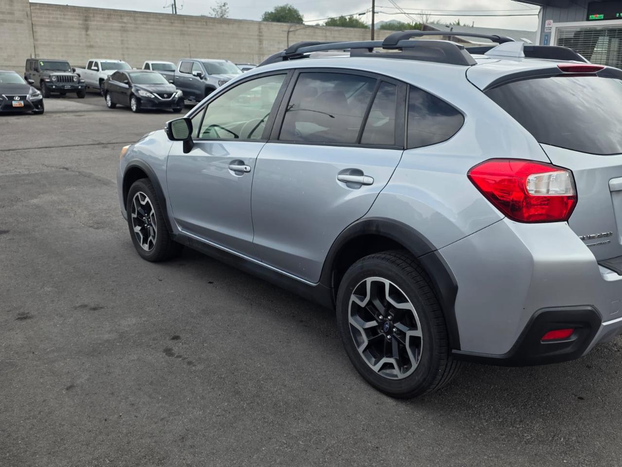 Subaru Crosstrek 5dr CVT 2.0i Limited 2016