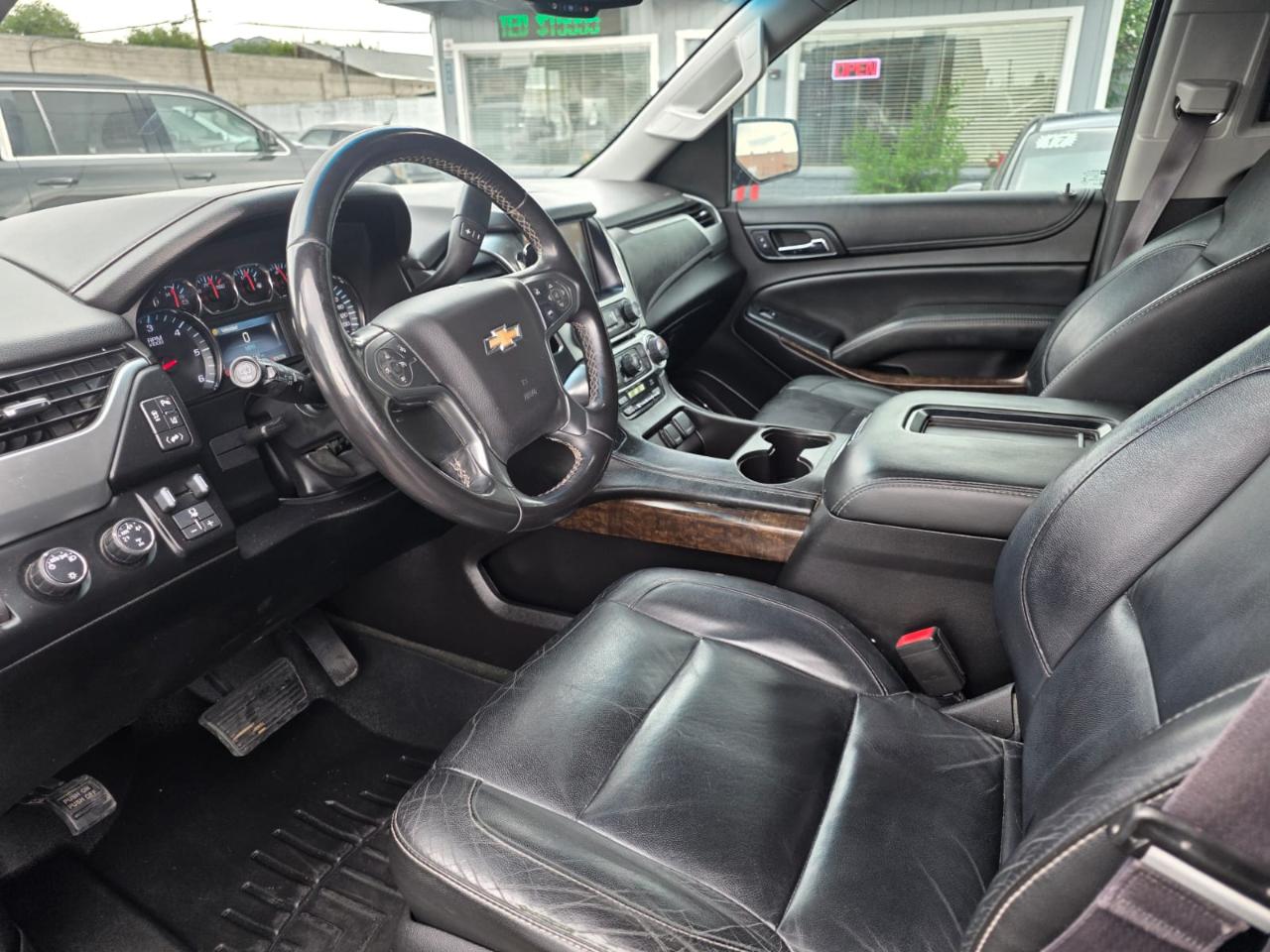 Chevrolet Tahoe 4WD 4dr LT 2015