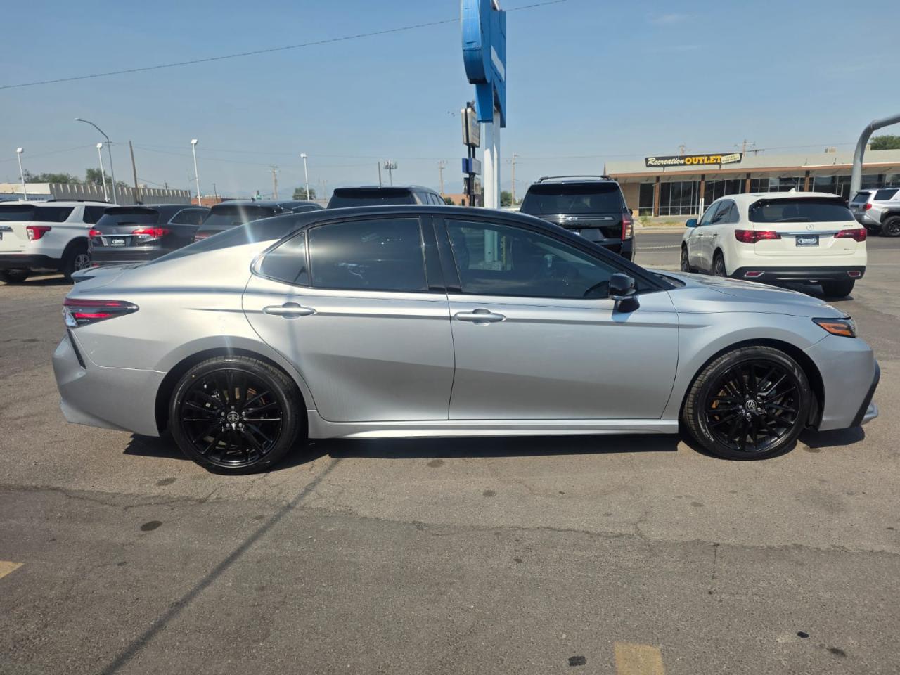 Toyota Camry XSE Auto (Natl) 2022