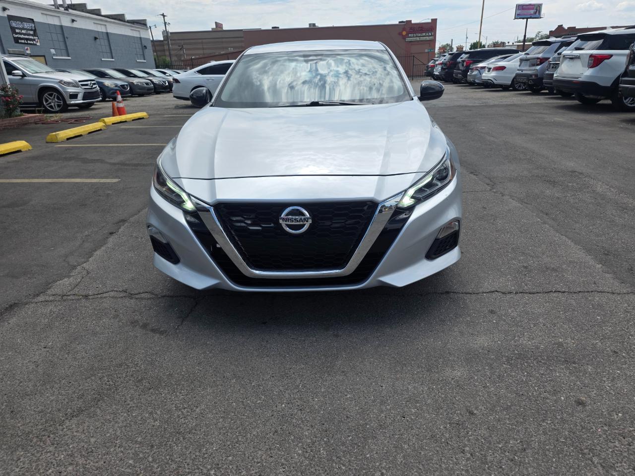Nissan Altima 2.5 SR AWD Sedan 2021
