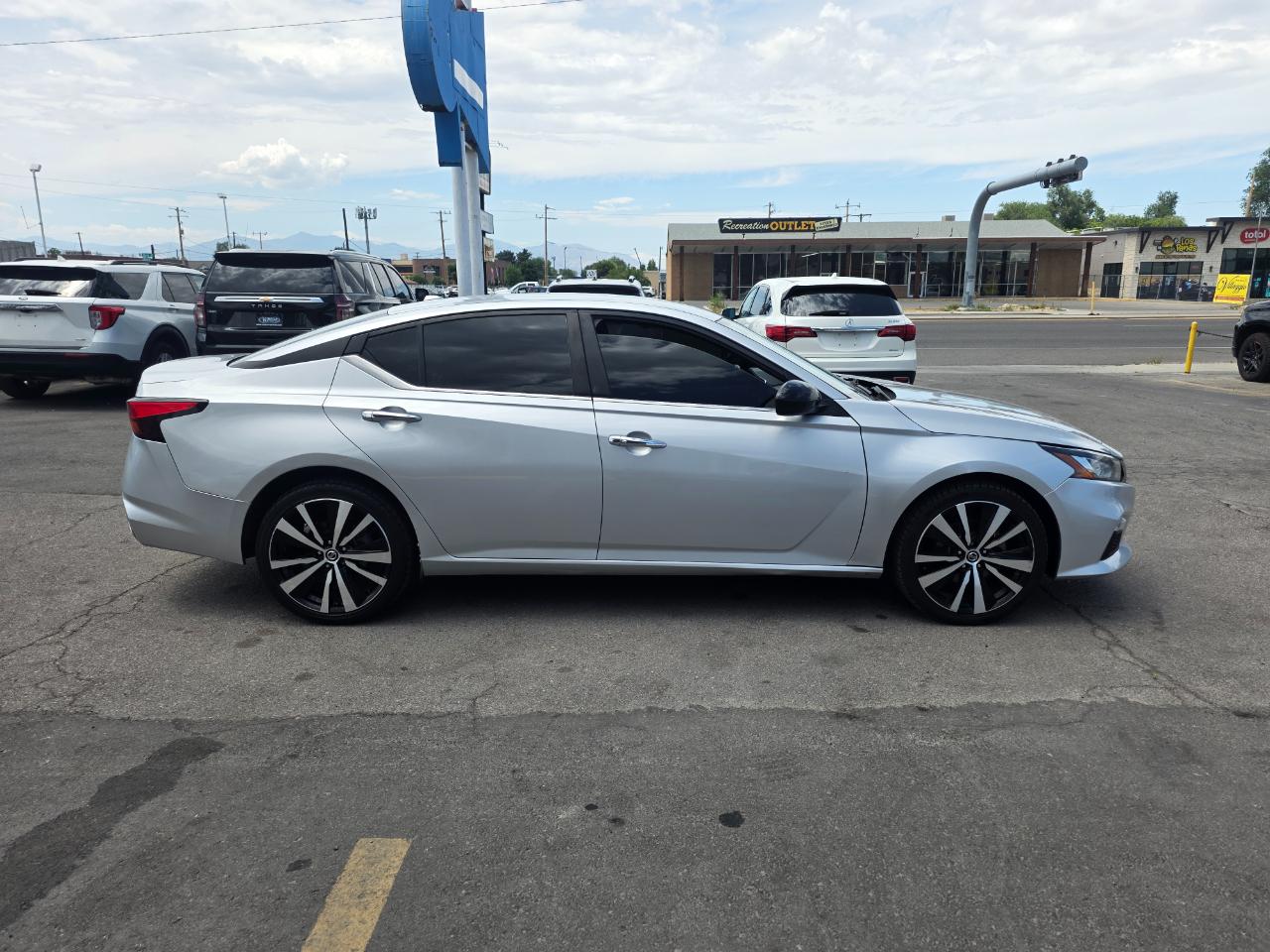 Nissan Altima 2.5 SR AWD Sedan 2021