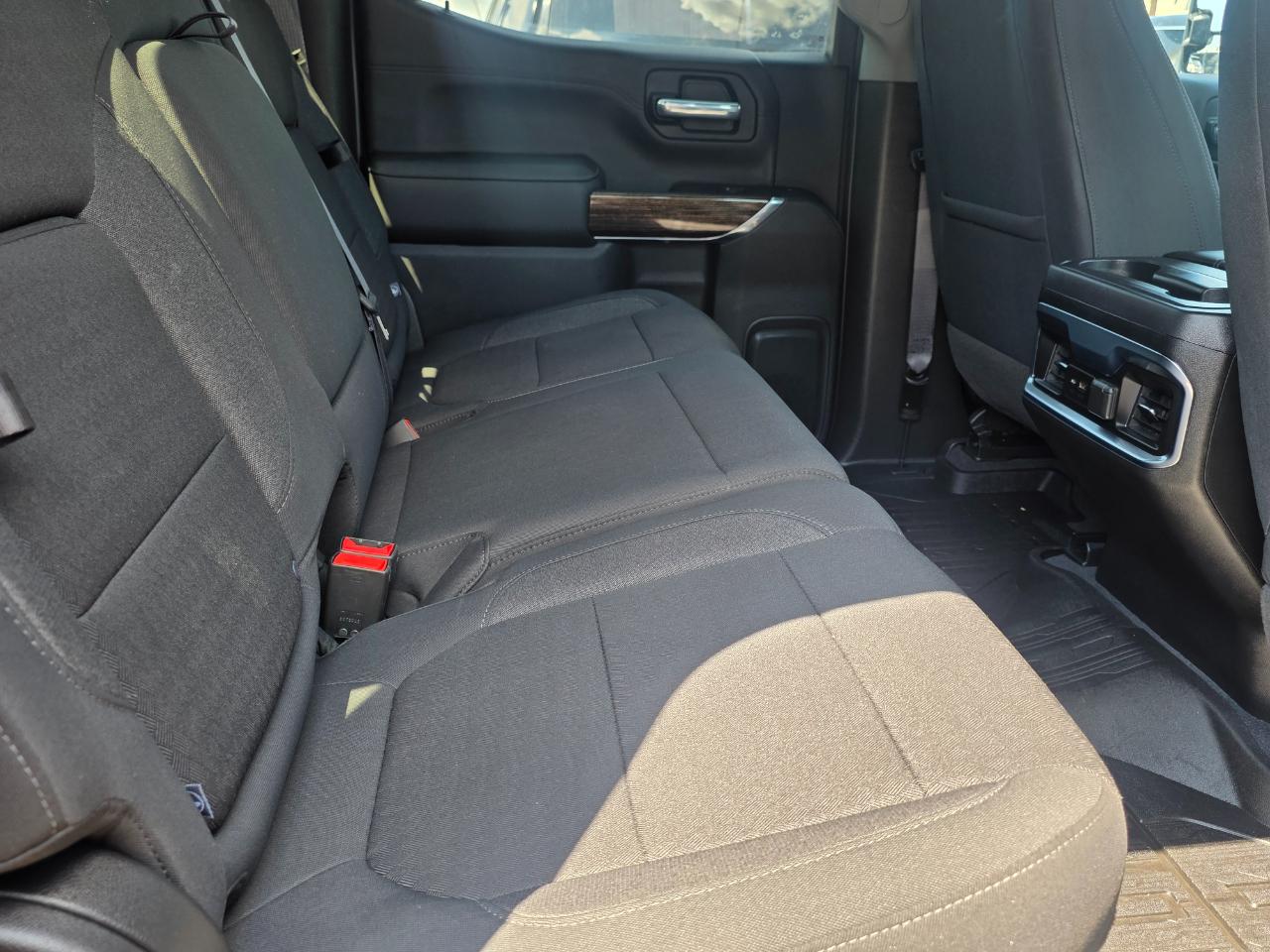 GMC Sierra 1500 4WD Crew Cab 147" Elevation 2021