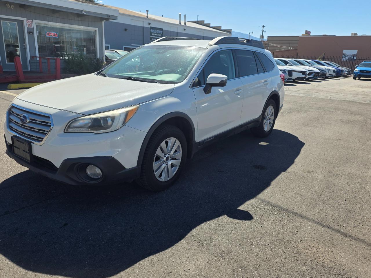 Subaru Outback 4dr Wgn 2.5i Premium PZEV 2016