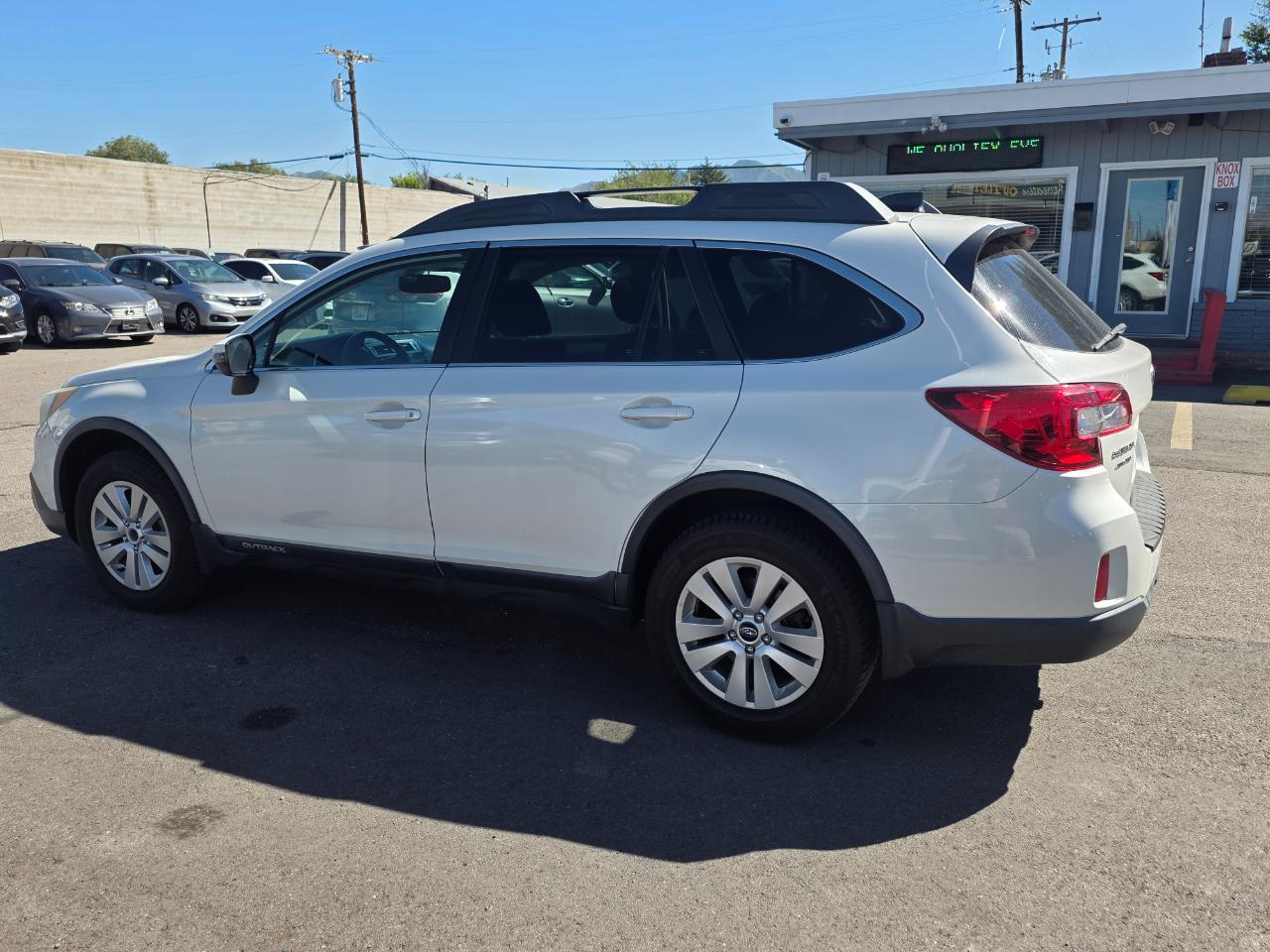 Subaru Outback 4dr Wgn 2.5i Premium PZEV 2016