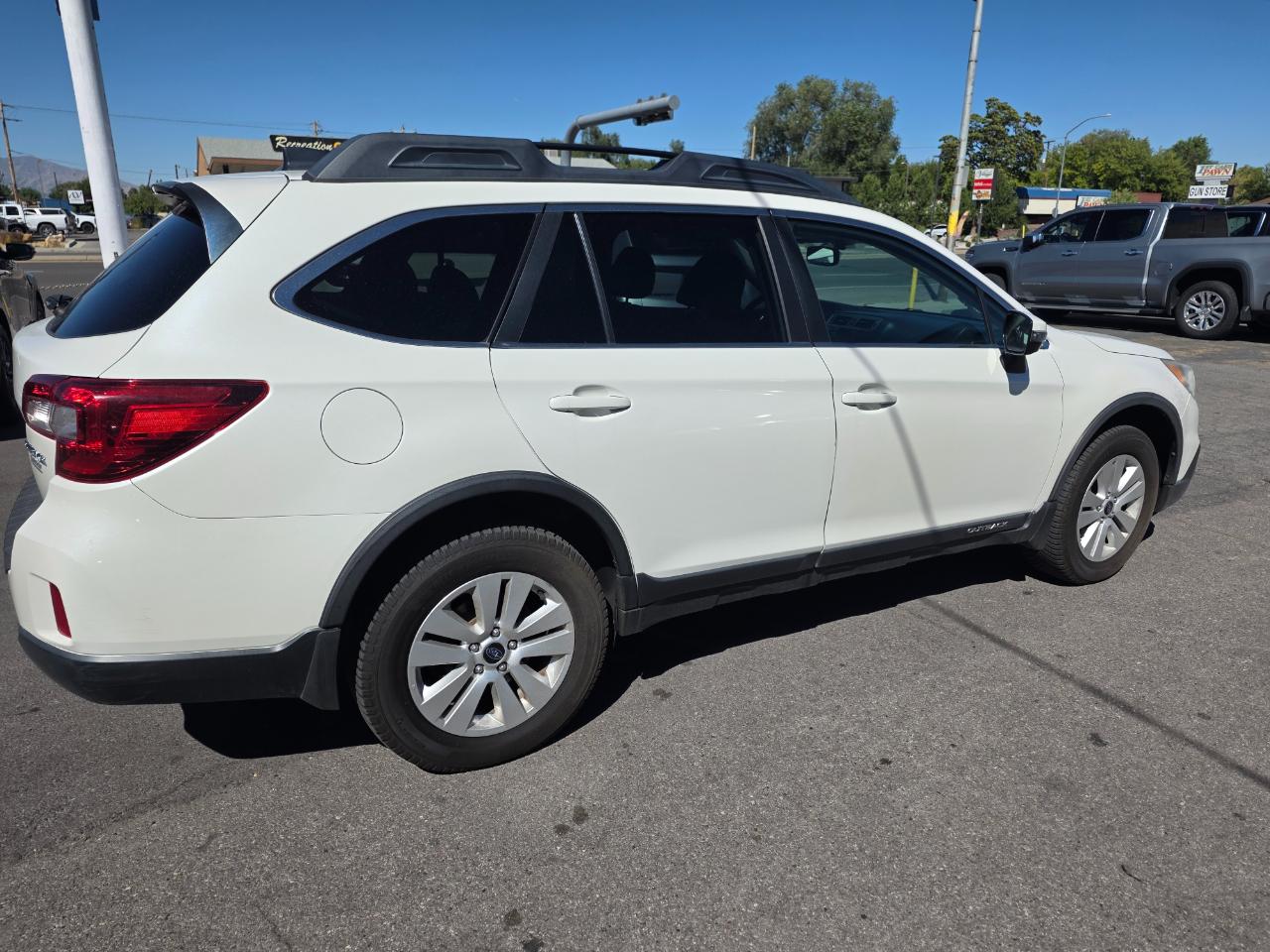 Subaru Outback 4dr Wgn 2.5i Premium PZEV 2016