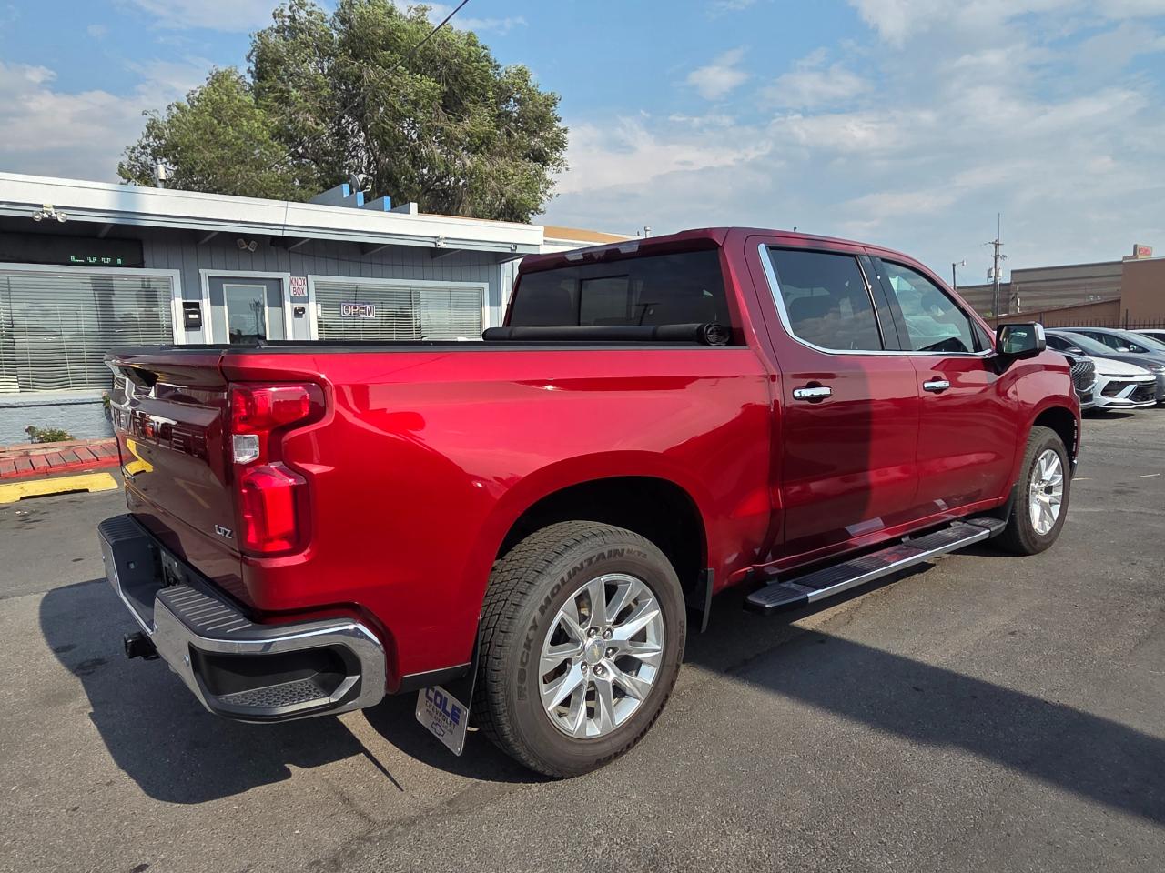 Chevrolet Silverado 1500 4WD Crew Cab 147" LTZ 2021
