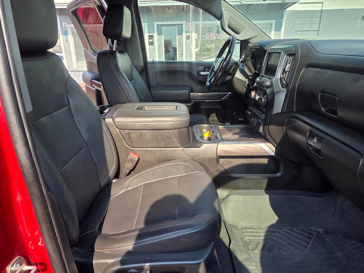 Chevrolet Silverado 1500 4WD Crew Cab 147" LTZ 2021