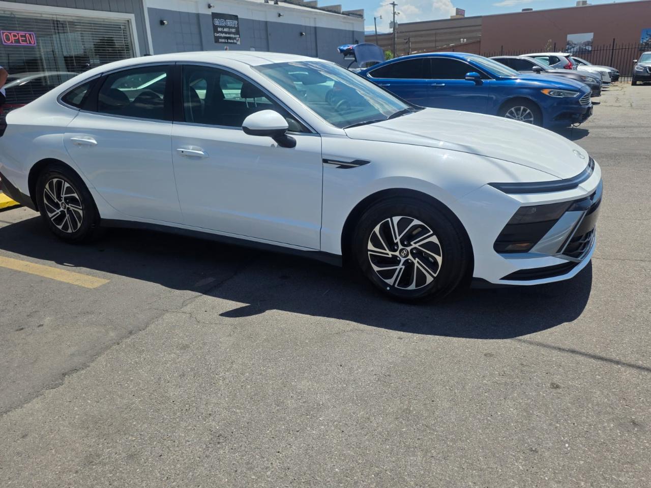 Hyundai Sonata Hybrid Blue FWD 2026