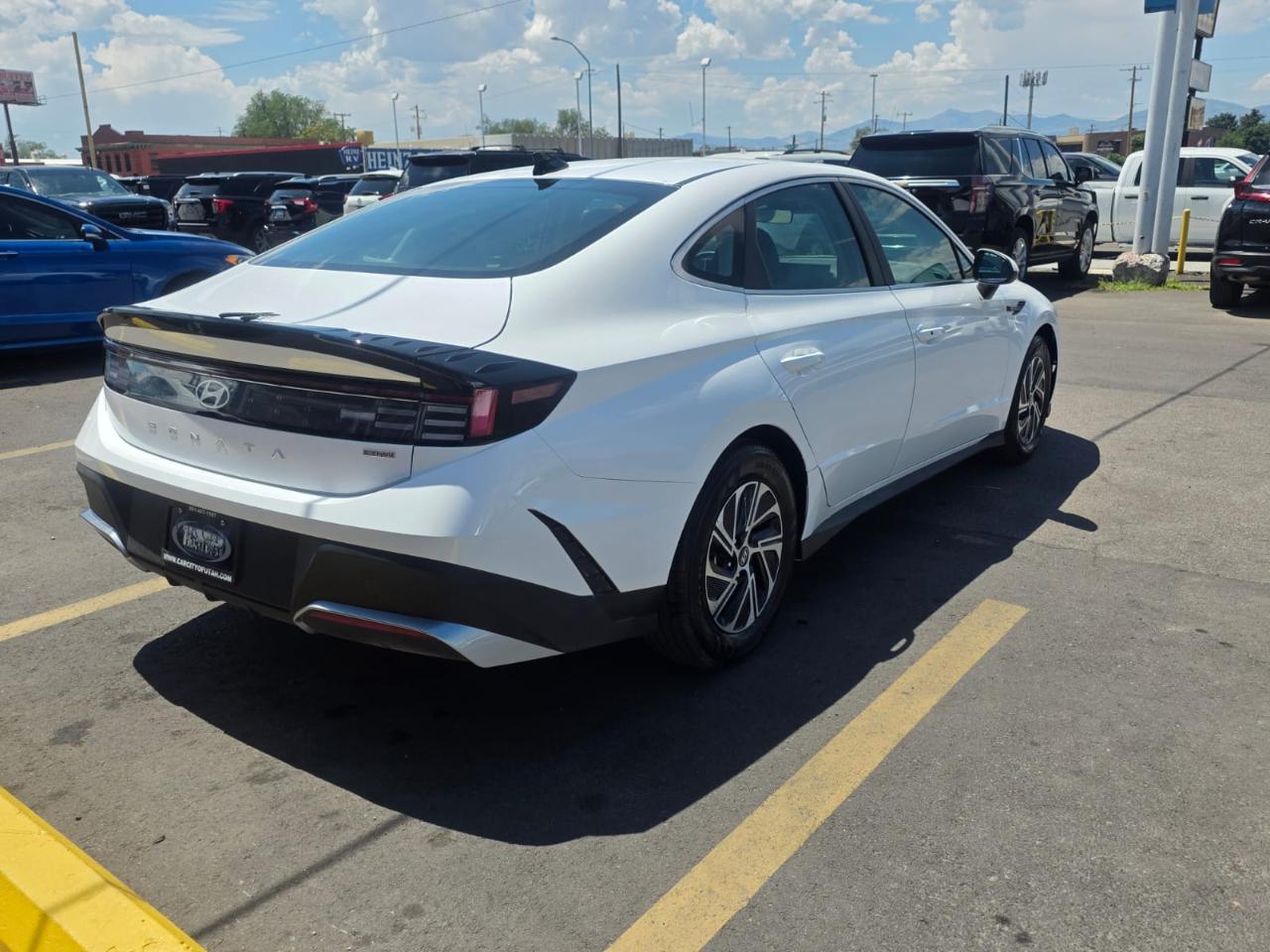 Hyundai Sonata Hybrid Blue FWD 2026