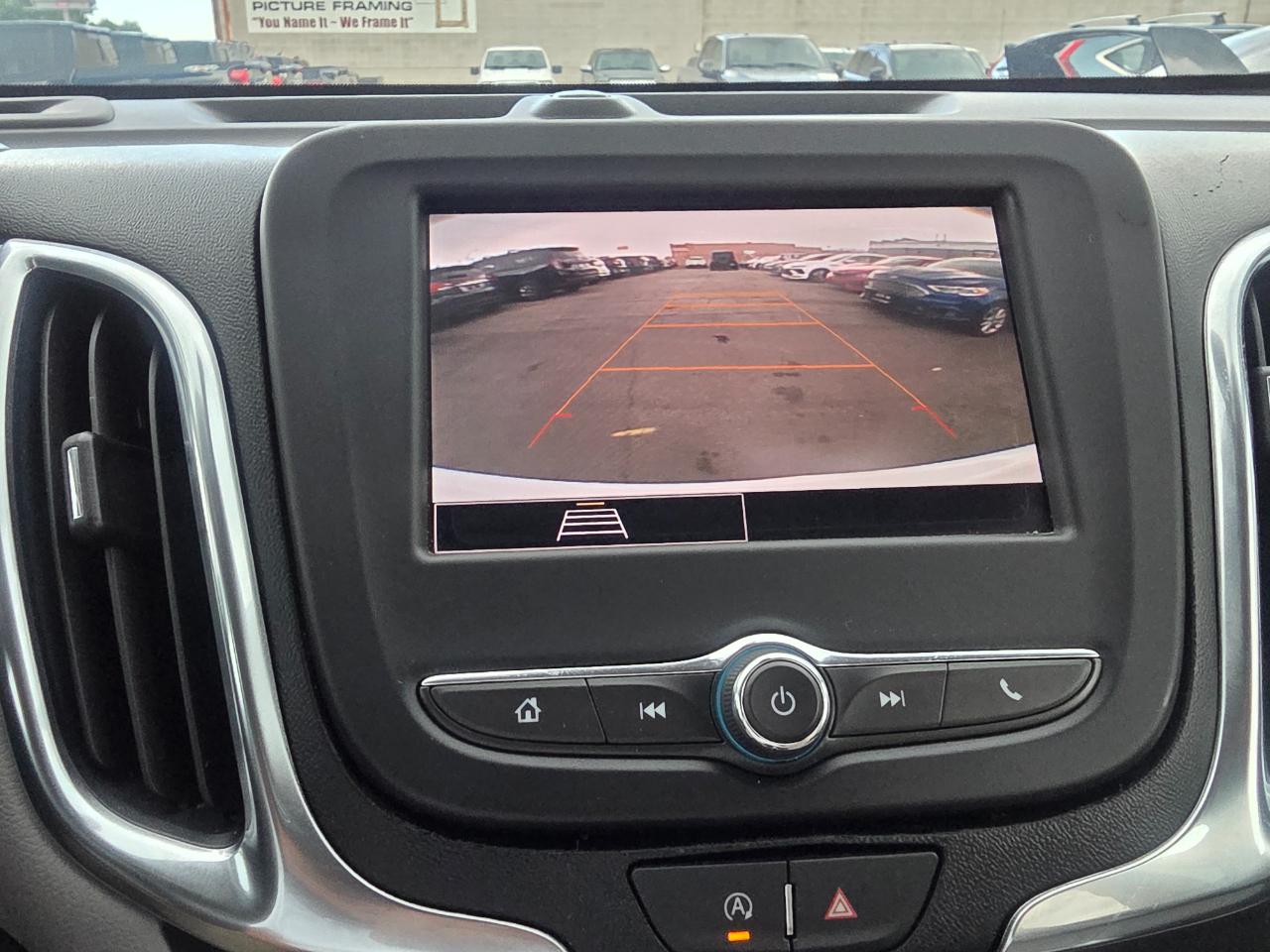 Chevrolet Equinox AWD 4dr LS w/1FL 2024