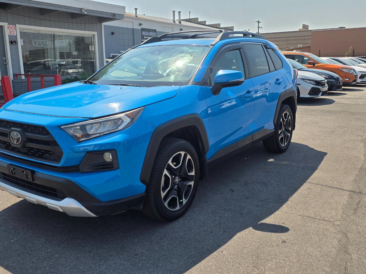 Toyota RAV4 Adventure AWD (Natl) 2019
