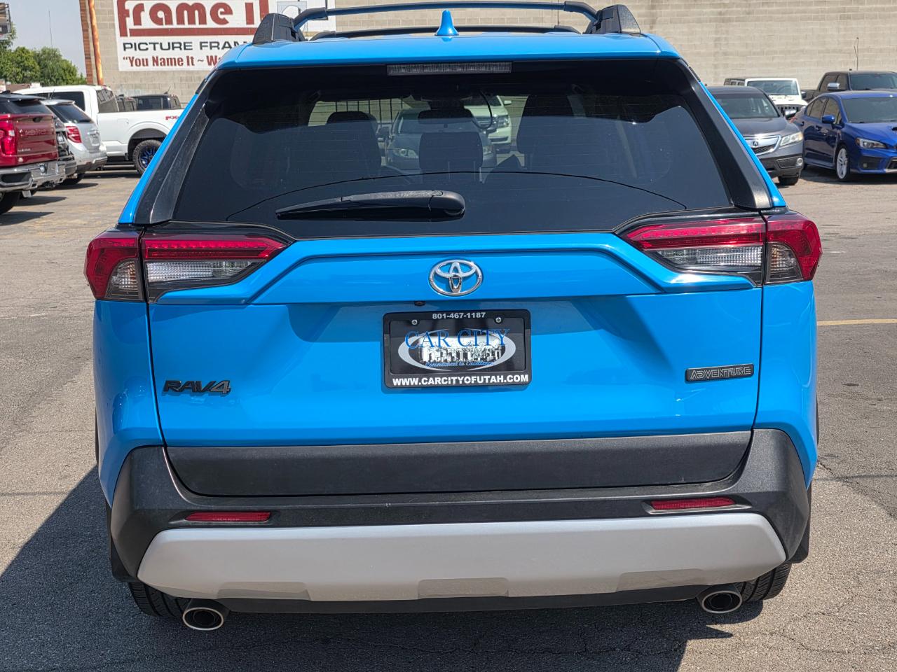 Toyota RAV4 Adventure AWD (Natl) 2019