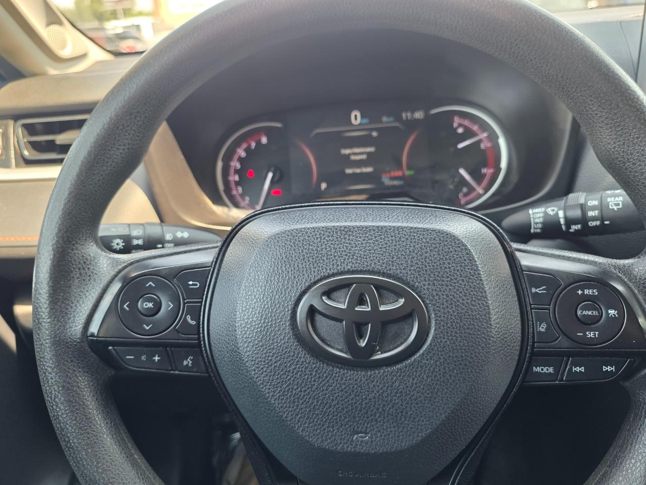 Toyota RAV4 Adventure AWD (Natl) 2019
