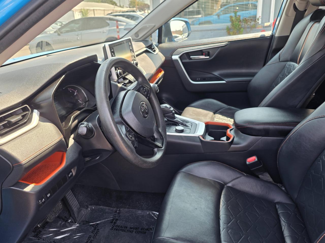Toyota RAV4 Adventure AWD (Natl) 2019