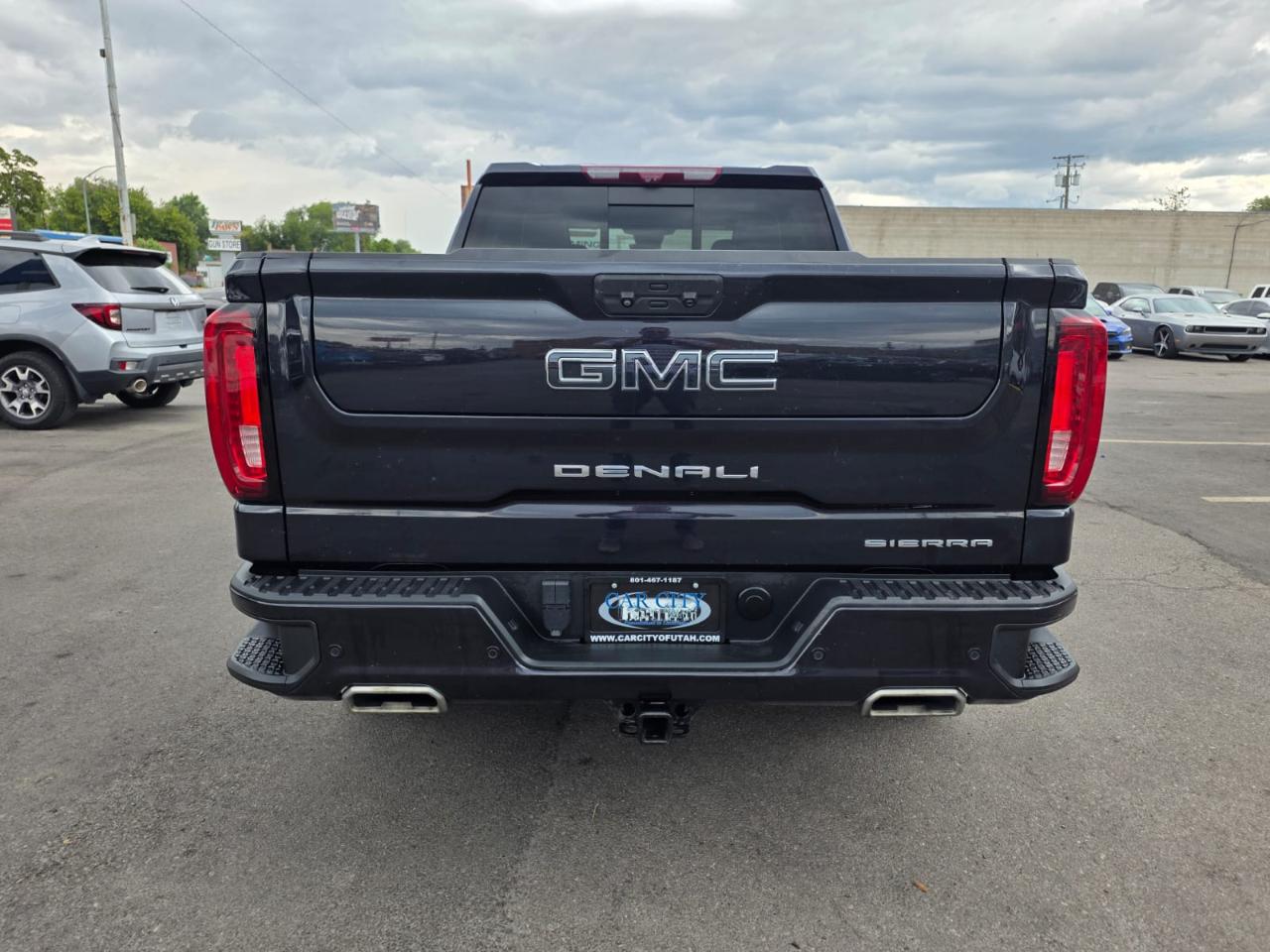GMC Sierra 1500 4WD Crew Cab 147" Denali Ultimate 2023