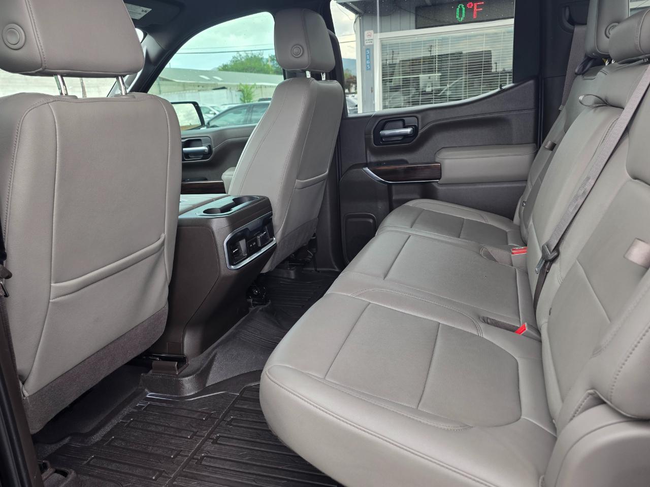 GMC Sierra 1500 4WD Crew Cab 147" SLT 2021