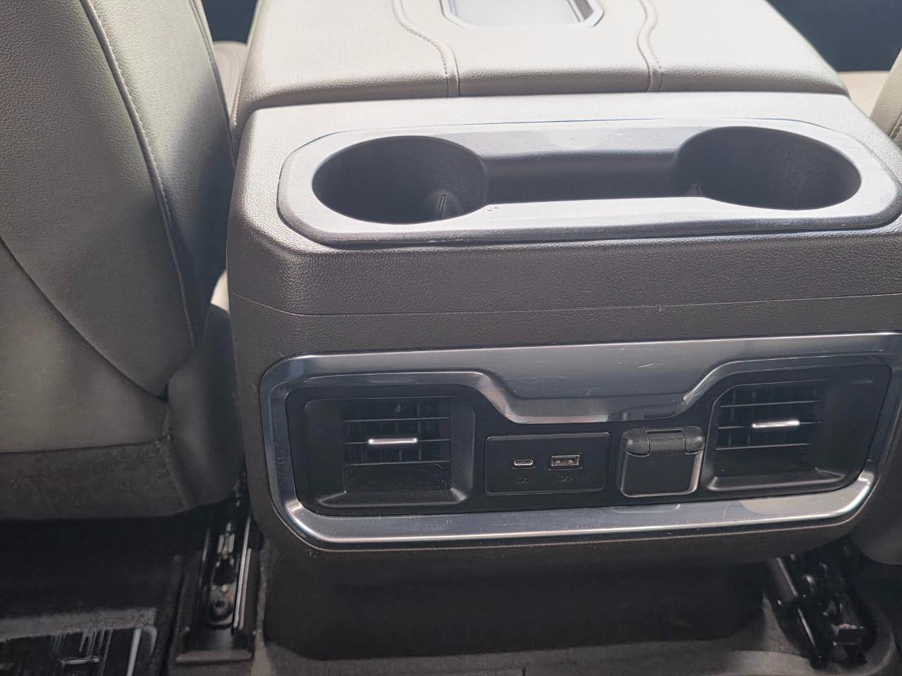 GMC Sierra 1500 4WD Crew Cab 147" SLT 2021