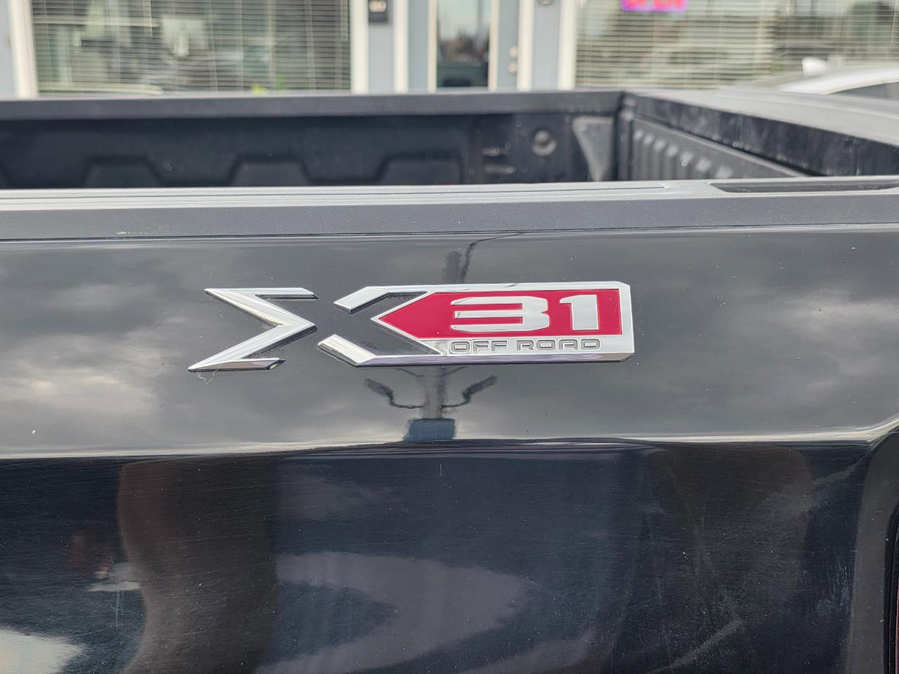 GMC Sierra 1500 4WD Crew Cab 147" SLT 2021