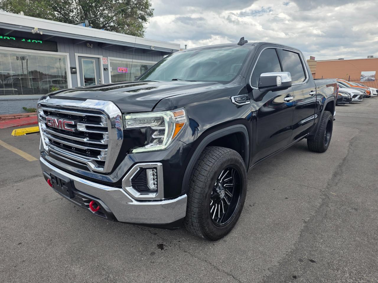 GMC Sierra 1500 4WD Crew Cab 147" SLT 2021