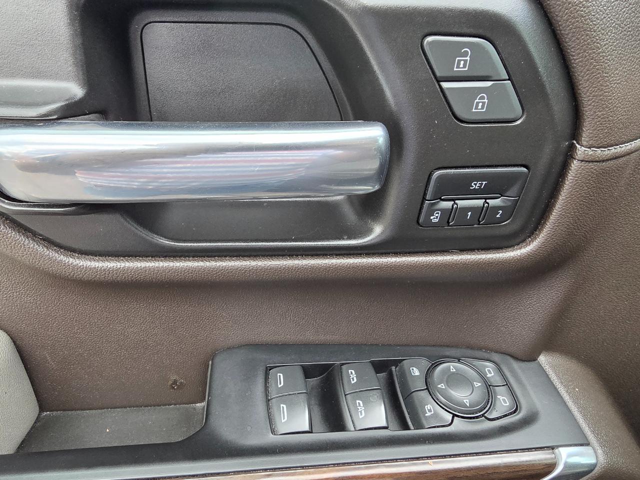 GMC Sierra 1500 4WD Crew Cab 147" SLT 2021