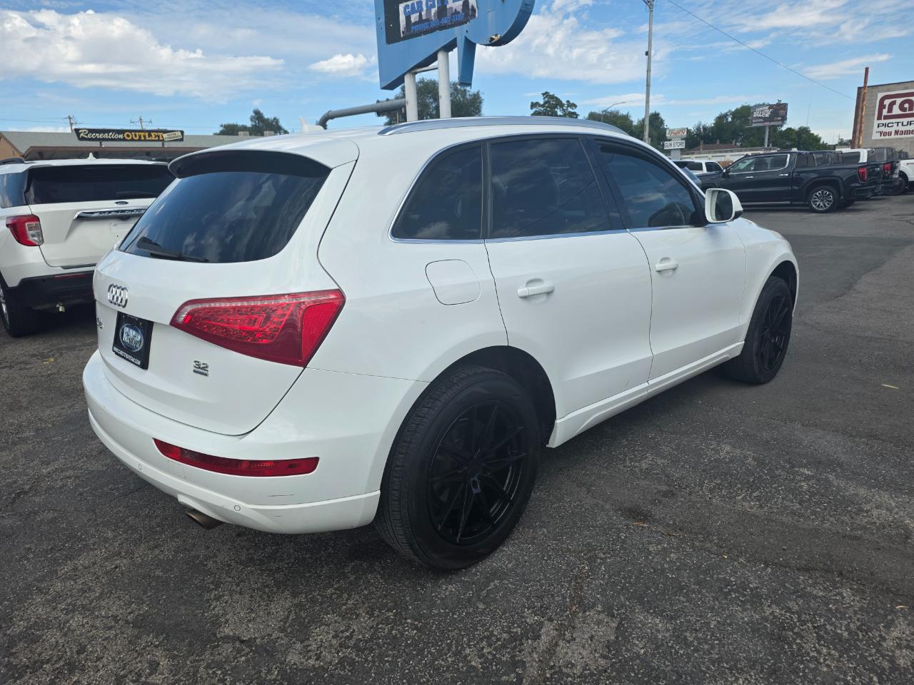 Audi Q5 quattro 4dr Premium Plus 2010