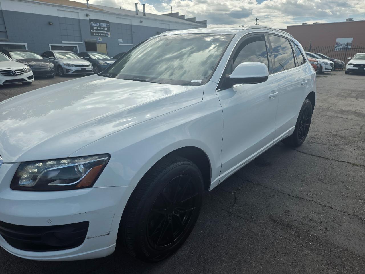 Audi Q5 quattro 4dr Premium Plus 2010