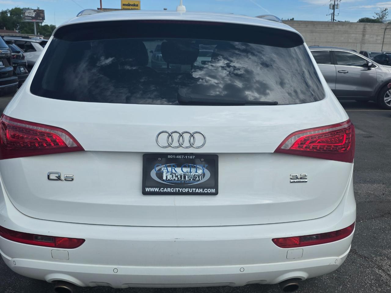 Audi Q5 quattro 4dr Premium Plus 2010