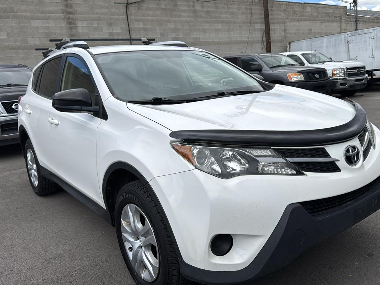 Toyota RAV4 AWD 4dr LE (Natl) 2013