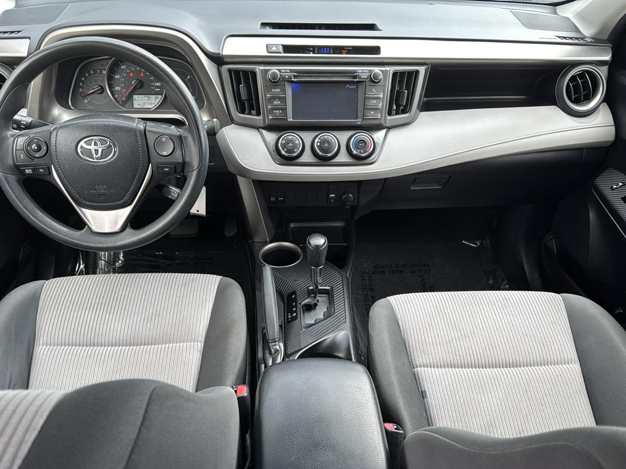 Toyota RAV4 AWD 4dr LE (Natl) 2013