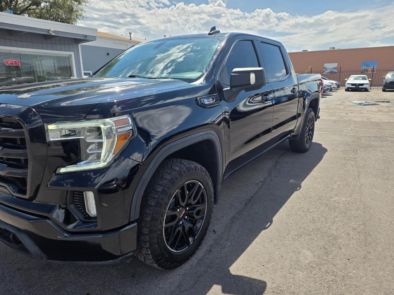 GMC Sierra 1500 4WD Crew Cab 147" Elevation 2021