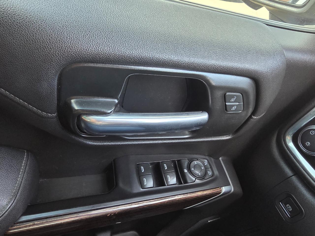 GMC Sierra 1500 4WD Crew Cab 147" Elevation 2021
