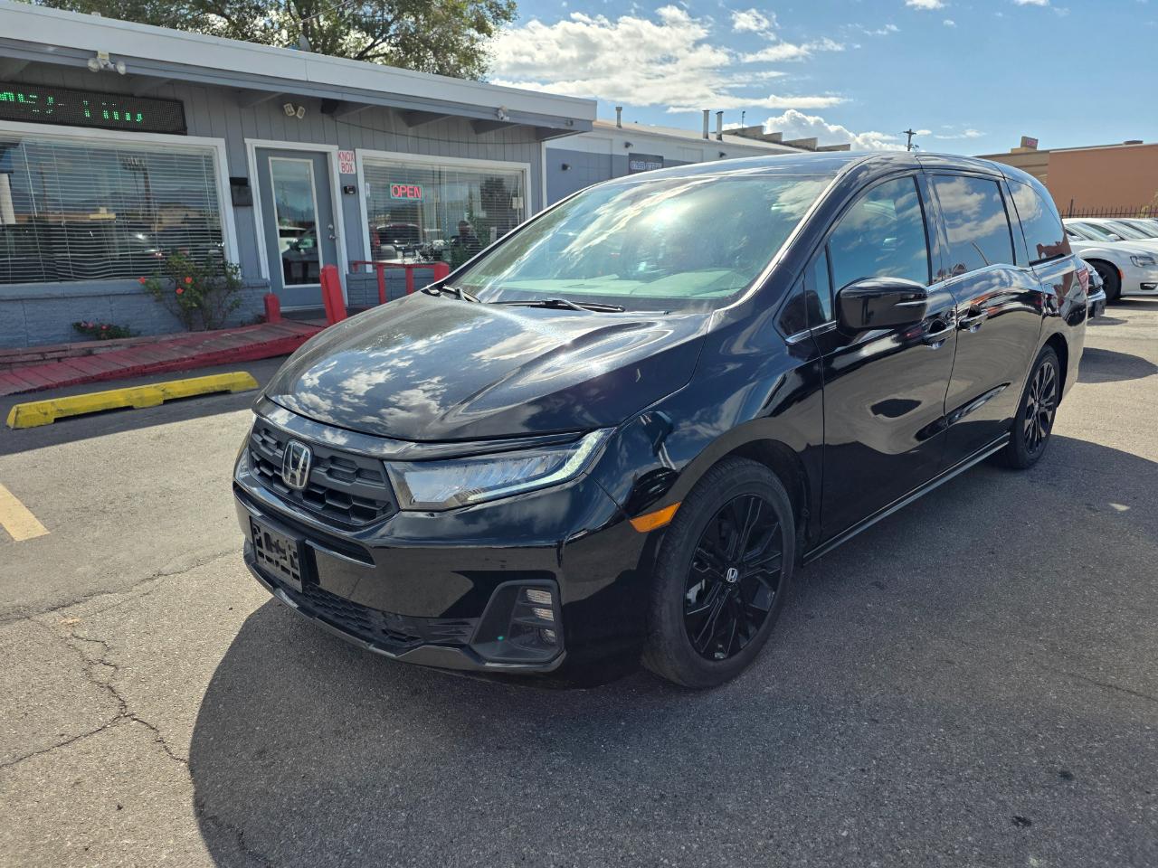 Honda Odyssey Sport-L Auto 2025
