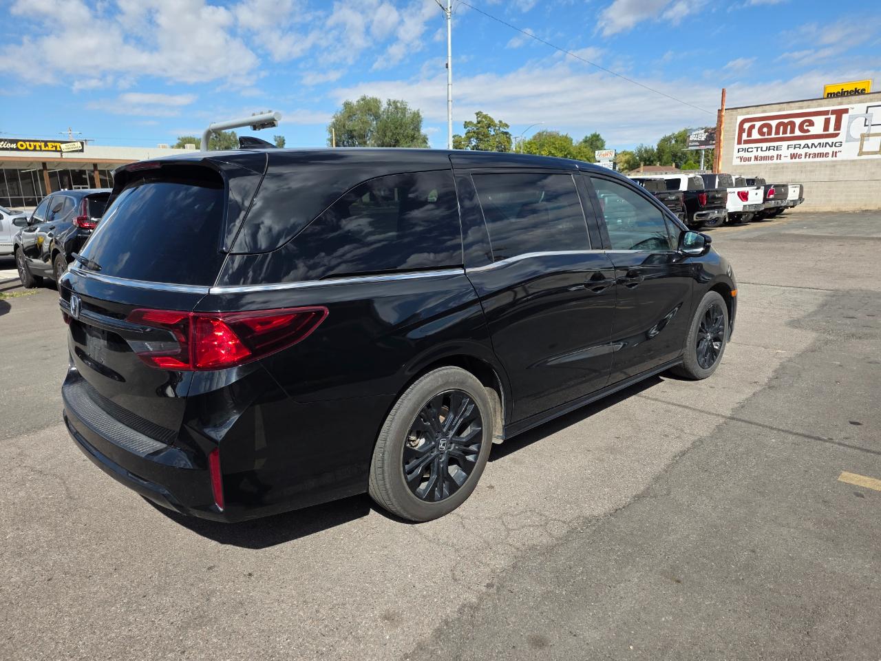 Honda Odyssey Sport-L Auto 2025