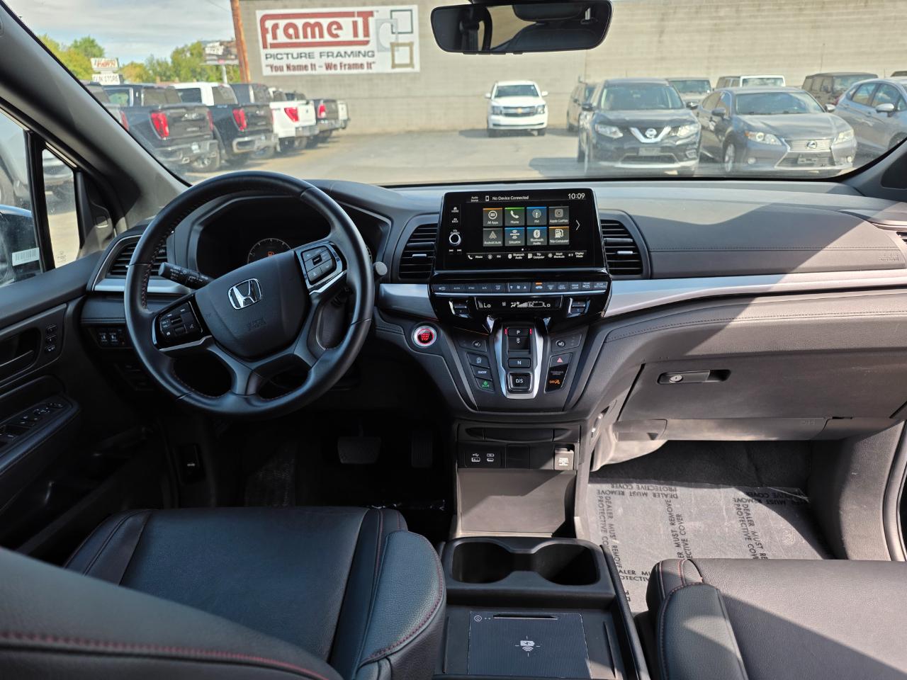 Honda Odyssey Sport-L Auto 2025