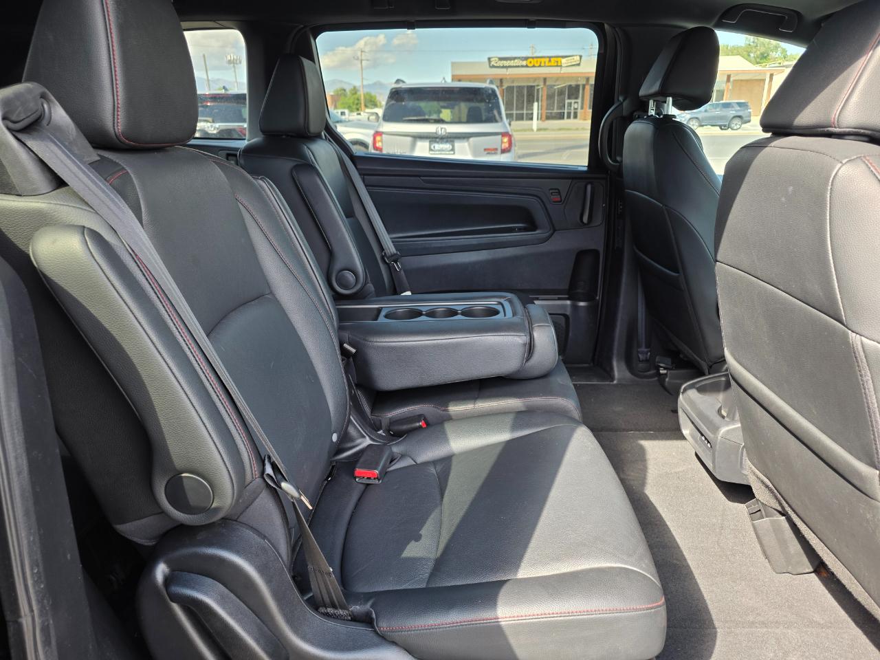 Honda Odyssey Sport-L Auto 2025