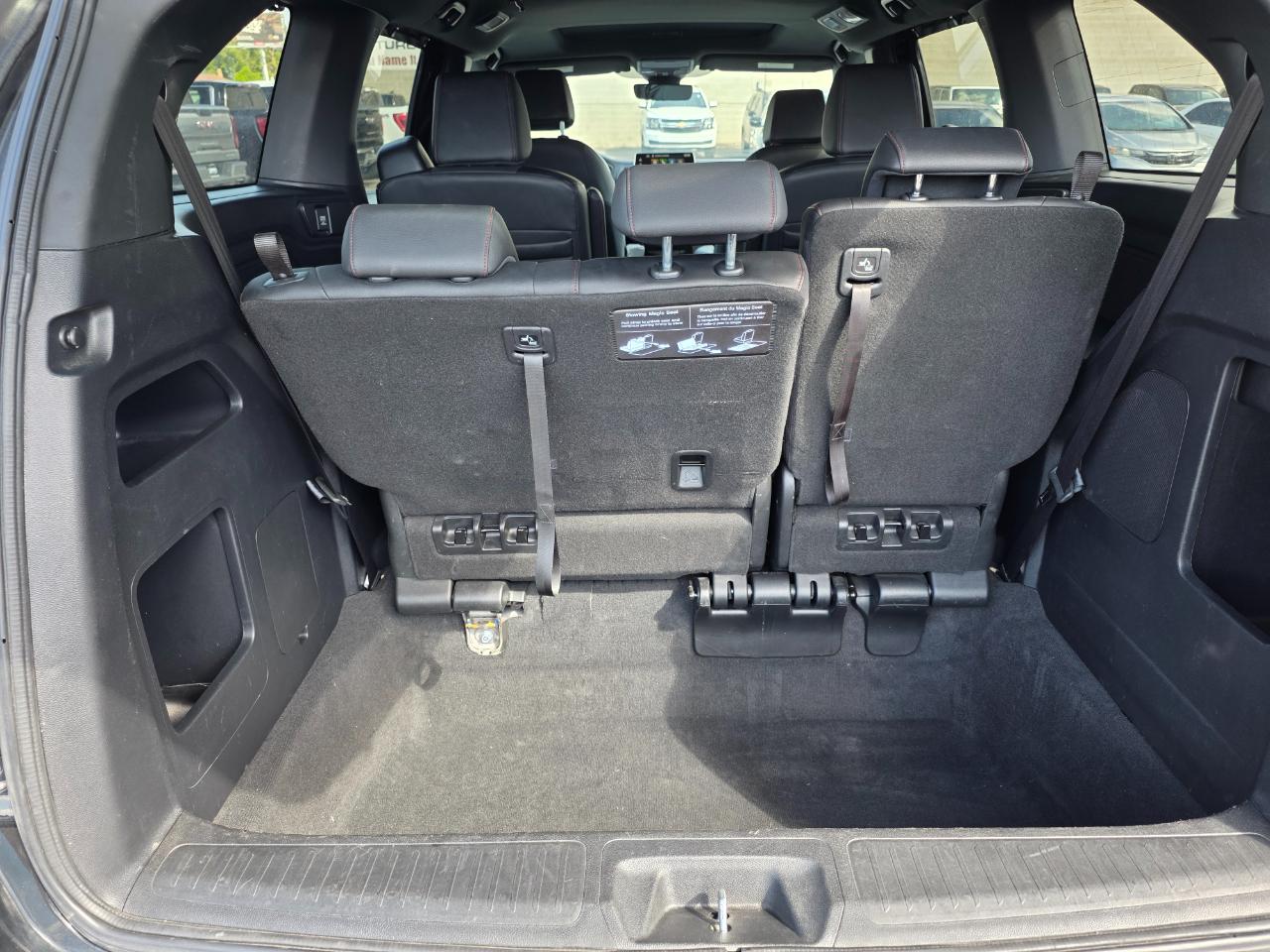 Honda Odyssey Sport-L Auto 2025