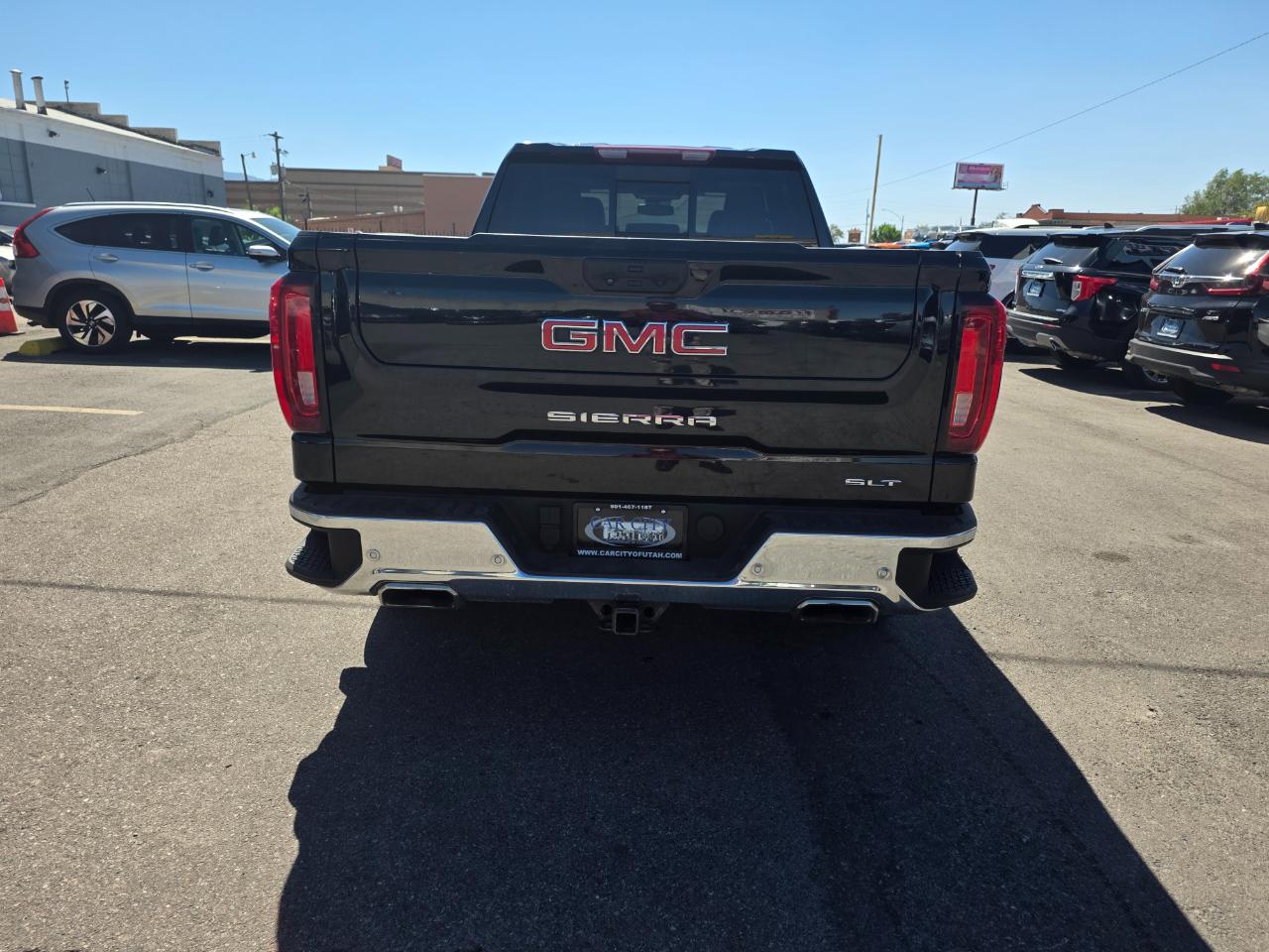GMC Sierra 1500 4WD Crew Cab 157" SLT 2022