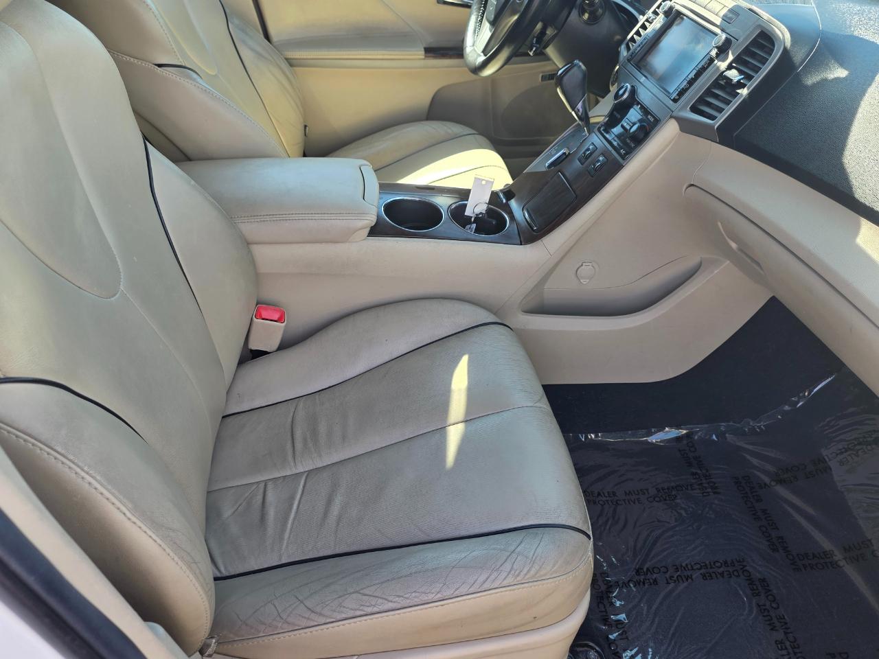 Toyota Venza 4dr Wgn V6 AWD Limited (Natl) 2013