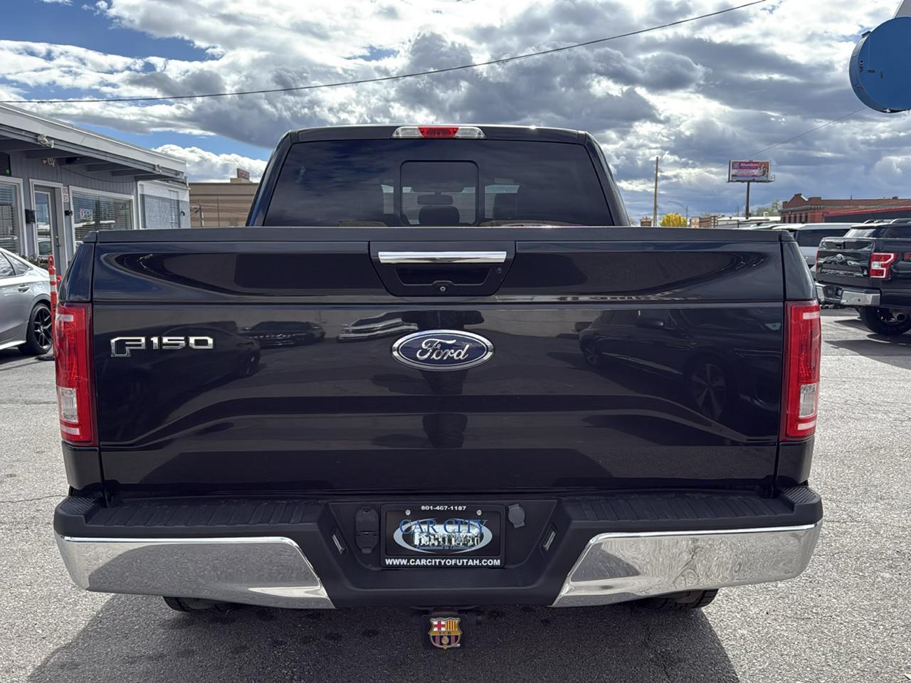 Ford F-150 4WD SuperCrew 145" Lariat 2015