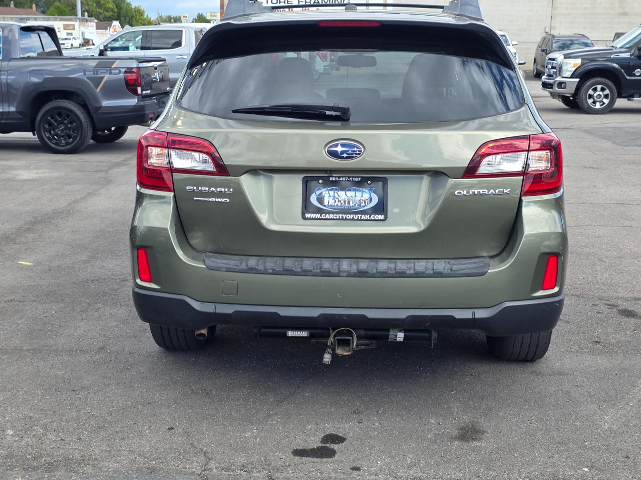 Subaru Outback 4dr Wgn 2.5i Premium 2015