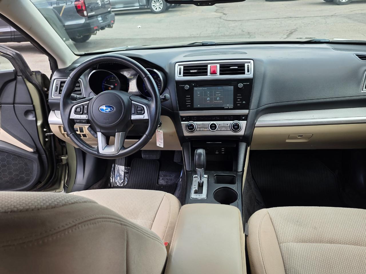 Subaru Outback 4dr Wgn 2.5i Premium 2015