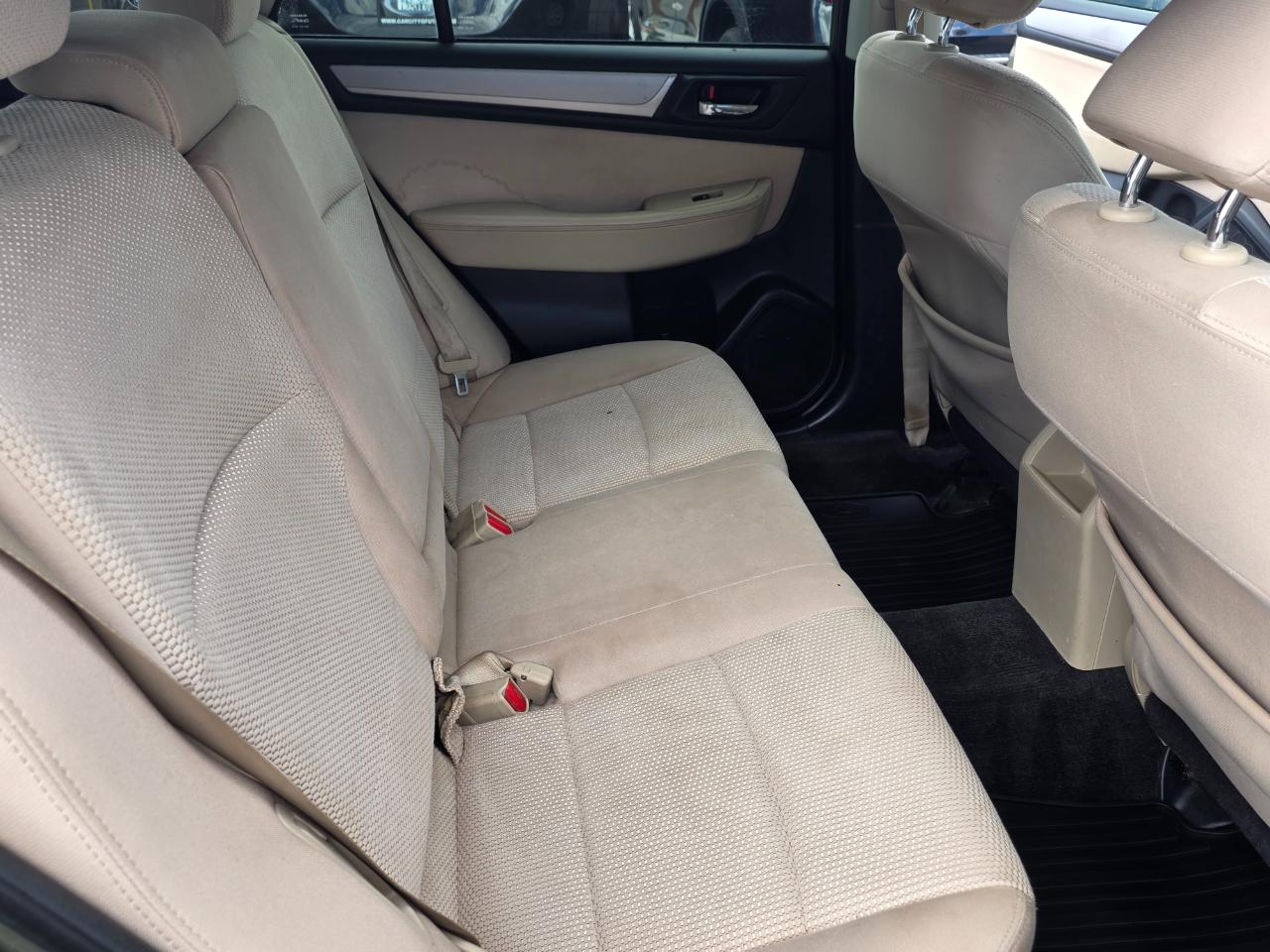 Subaru Outback 4dr Wgn 2.5i Premium 2015
