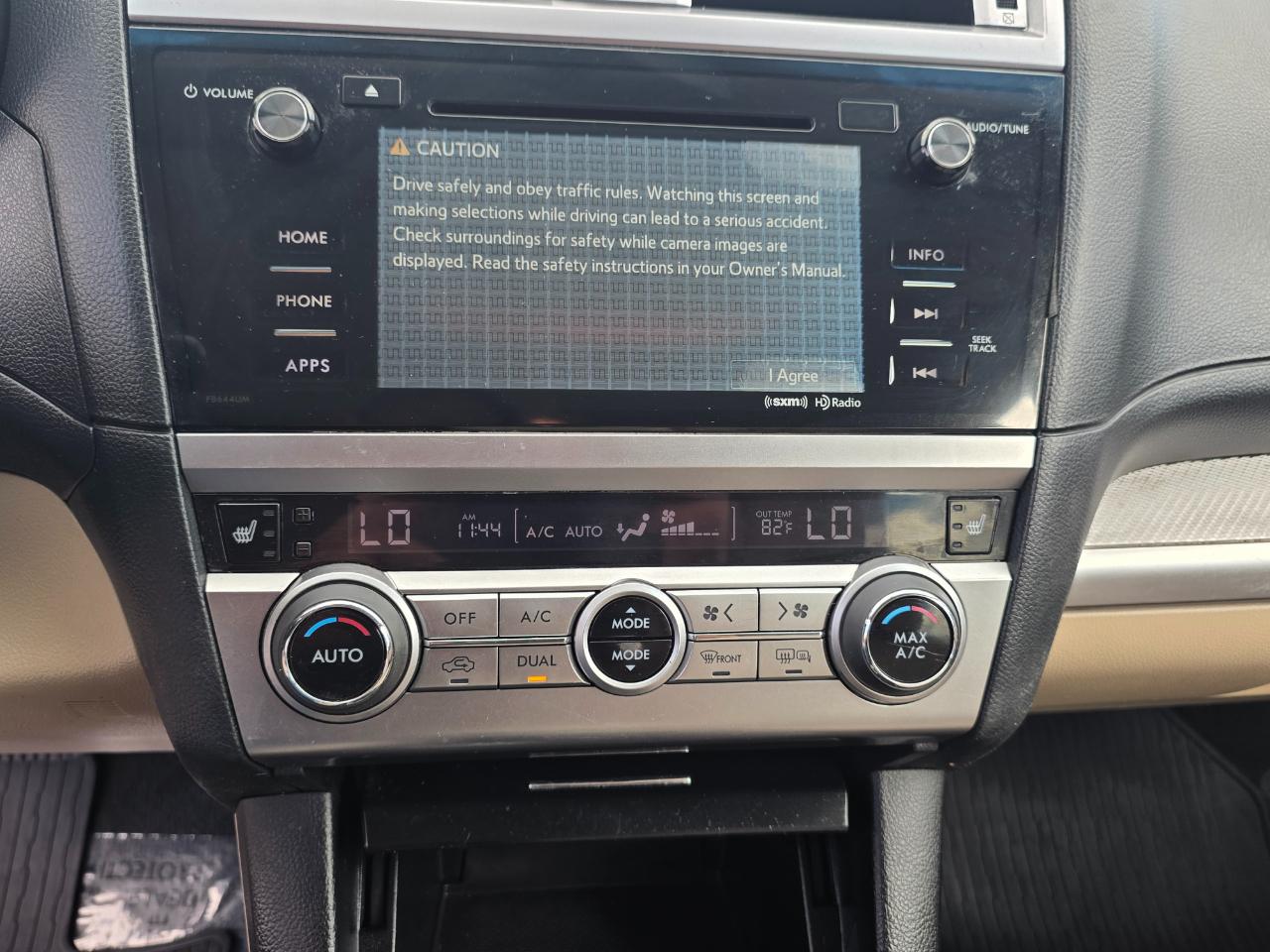 Subaru Outback 4dr Wgn 2.5i Premium 2015