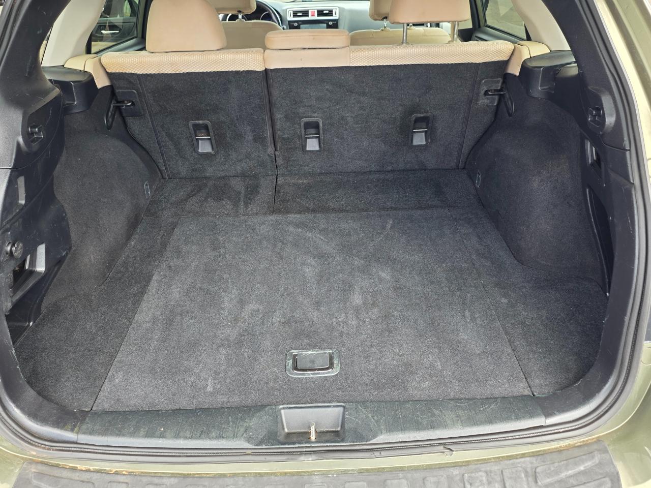 Subaru Outback 4dr Wgn 2.5i Premium 2015