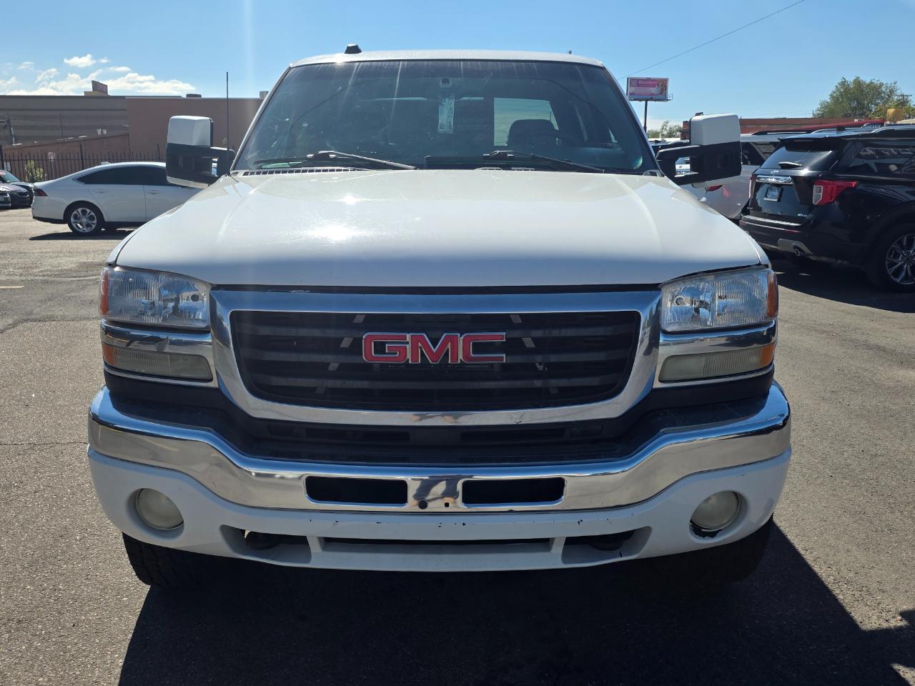 2005 GMC Sierra 2500HD